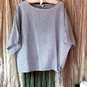 Beachlunchlounge striped linen comfy top with tie bottom.